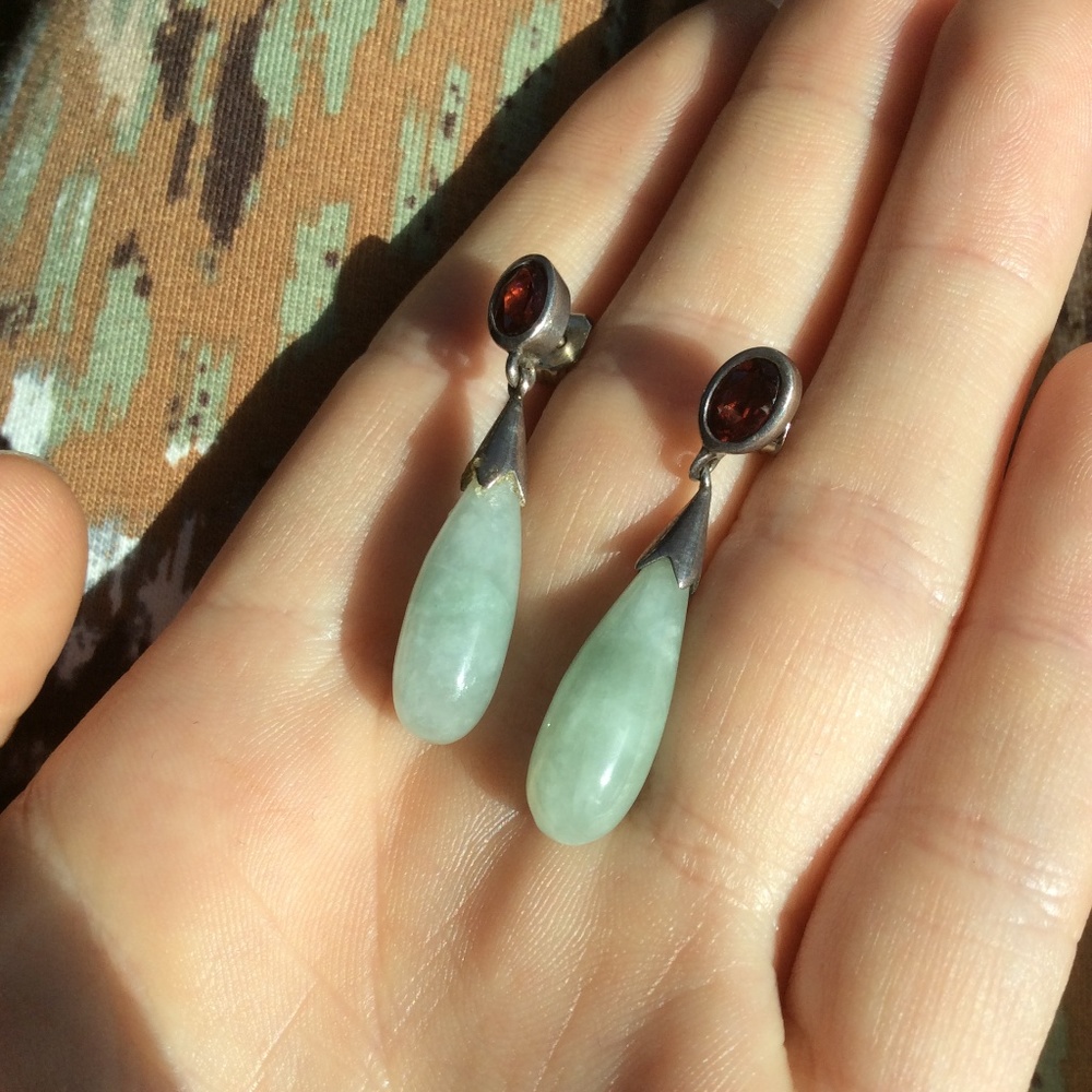SOLD Green Stone Real Silver Earring Garnet - Picture 2 of 7